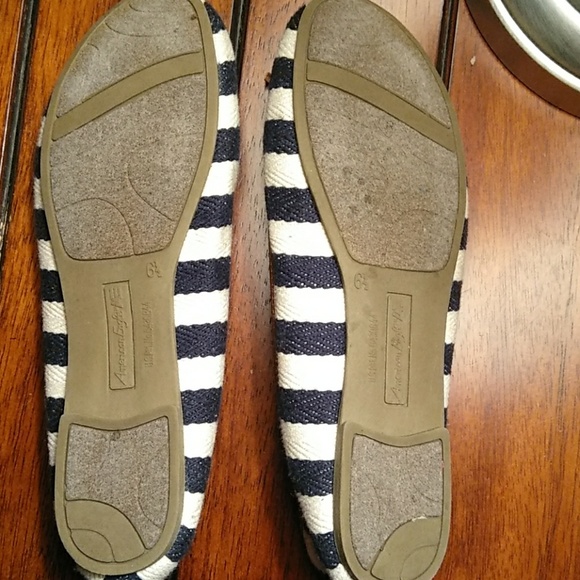 Shoes - Picture 3 of 3